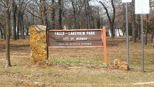 Falls Lakeview Park