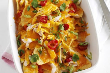 Homemade chicken nachos