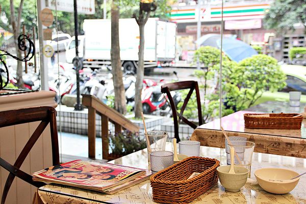 本味主義 網友評價 菜單 訂位電話及地址 愛食記