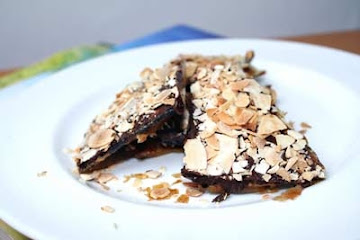 Caramelized Matzoh Crunch with Chocolate