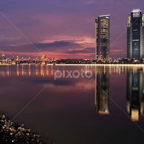 by Ayang Julieana Mohamed - City,  Street & Park Night