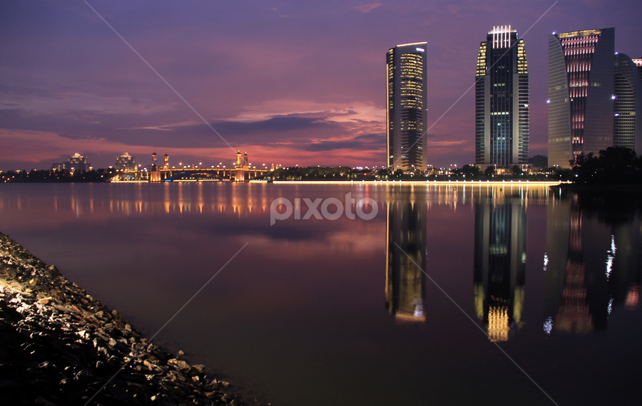 by Ayang Julieana Mohamed - City,  Street & Park Night