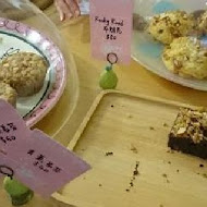 Miss V Bakery Cafe