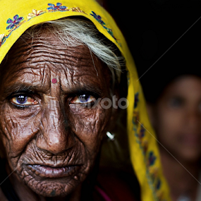 Yellow by Alessandro Bergamini - People Portraits of Women
