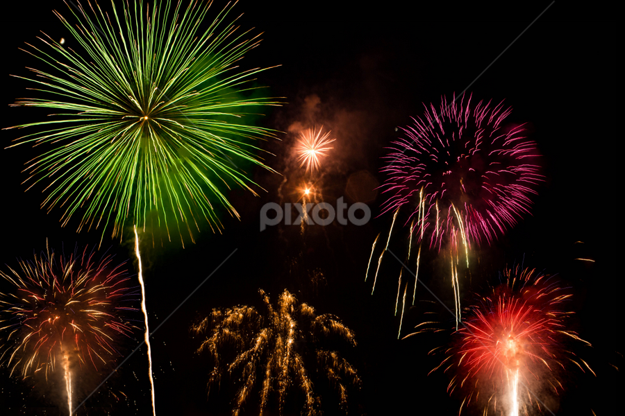 To the Delight of Young and Old by Alan Rossnagel - Public Holidays July 4th