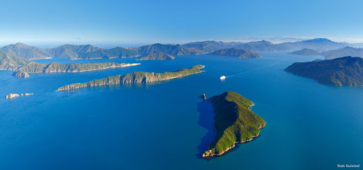 The Marlborough Sounds is an intricate arrangement of drowned valleys, islands, coves, bays and beaches. When you arrive in the port town of Picton, you can arrange to visit the Marlborough wine region where you’ll discover world-famous sauvignon blanc. It’s a perfect match for the local green-lipped mussels.