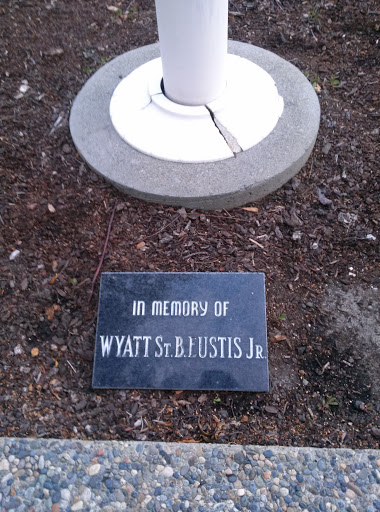 Wyatt St B Eustis Jr. Memorial