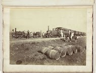 Stoomlocomotief Pioneer en de trein Celestial Empire op de spoorlijn tussen Shanghai en Wusong