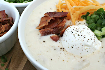 Loaded Baked Potato Soup in the Crock Pot