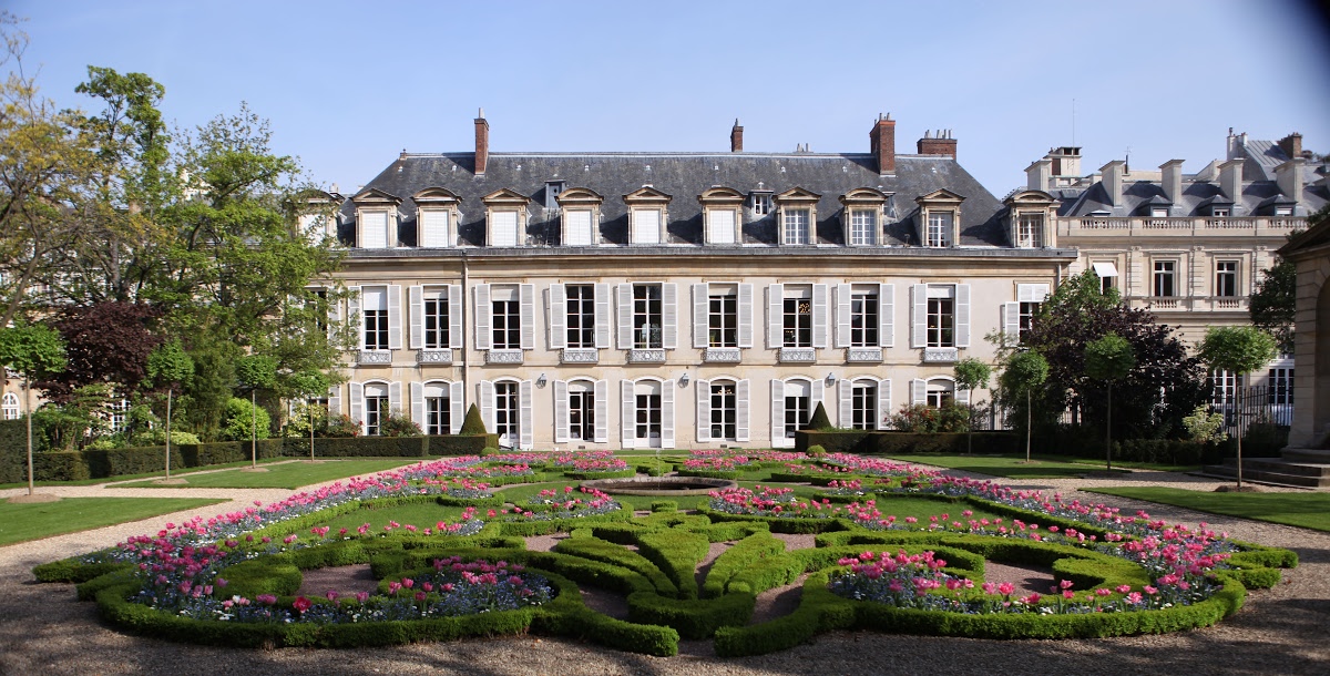Le Petit Luxembourg Entre Petite Et Grande Histoire French Senate Google Arts Culture