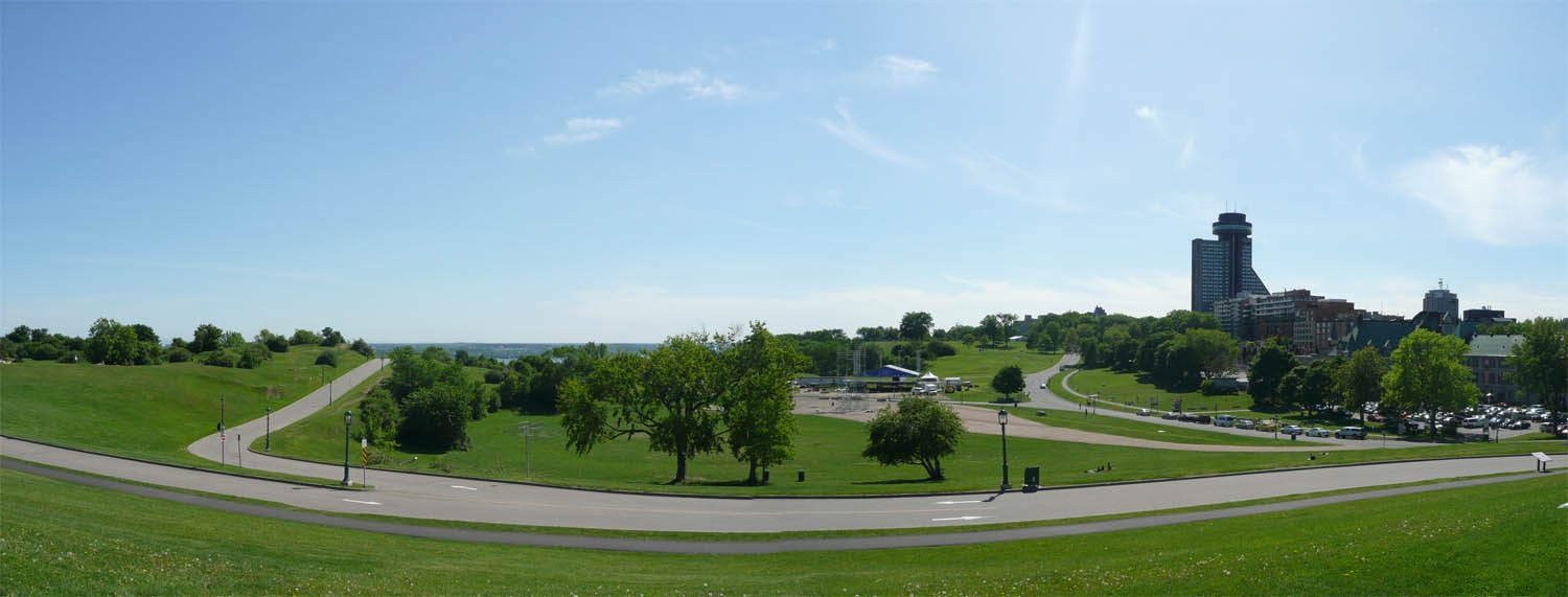 [Pano02[2].jpg]