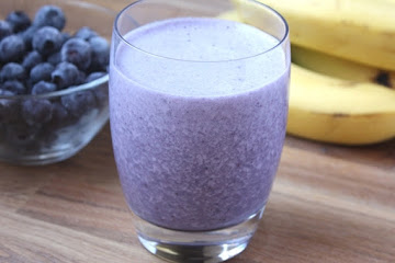 Banana Blueberry Chia Smoothie