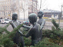 Drei Kinder Skulptur
