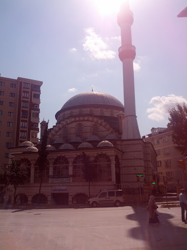 İmam-azam Camii