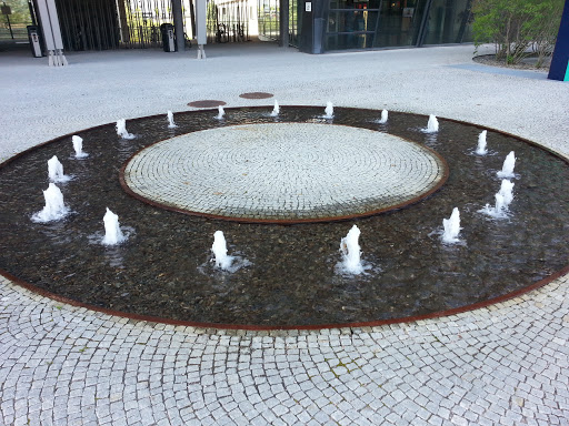 The Ring of Fountains