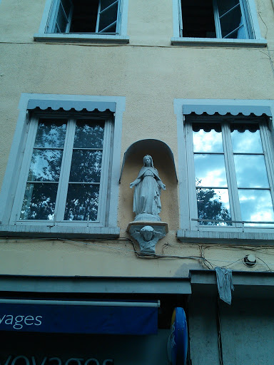 Vierge Marie Sur Grande Rue De La Croix Rousse