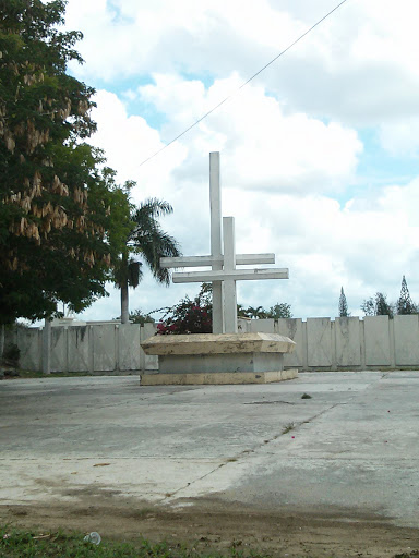 Monumento Dos Cruces