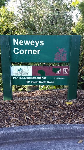 Neweys Corner