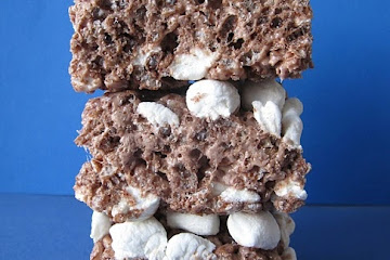 Hot Chocolate Rice Krispie Treats