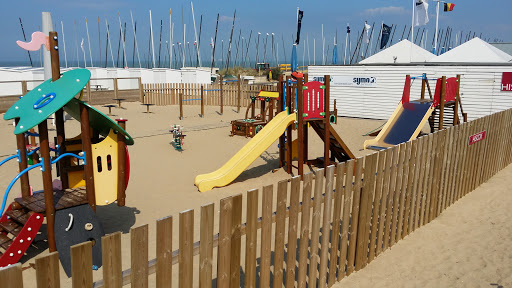 Lekkerbek Beach Playground