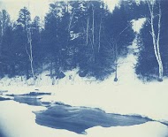 Landschap in de sneeuw: Ellis River bij Iron Mountain House, NH, Verenigde Staten