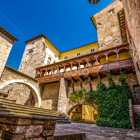 by Pedro Tasinato - City,  Street & Park Street Scenes