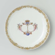 Saucer-dish from the 'Swellengrebel service' with a double crowned monogram and a border with floral scrolls