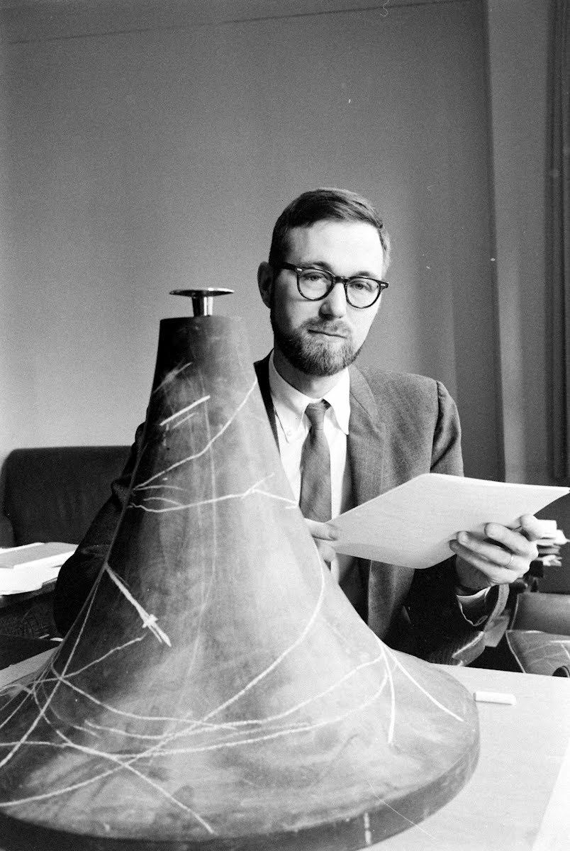 Dr. John Milnor Mathematician Alfred Eisenstaedt — Google Arts & Culture