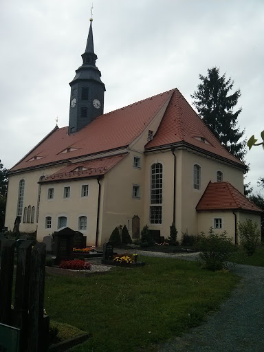 Kirche mit Silbermann Orgel