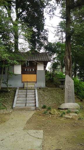 中島神社拝殿