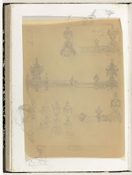 Vazen op voetstukken