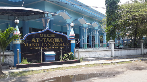Masjid at Taqwa Lantamal