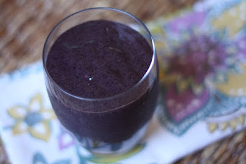 Blueberry Carrot Top Smoothie