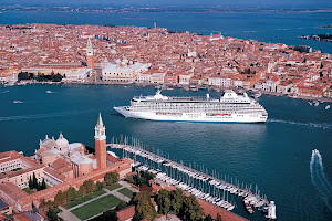 Visit historic, breathtaking Venice while sailing to Italy aboard Crystal Serenity.