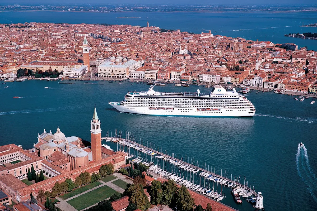 Crystal-Serenity-Venice-Italy - Visit historic, breathtaking Venice while sailing to Italy aboard Crystal Serenity.