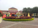 Fountain at Oriental City Villa