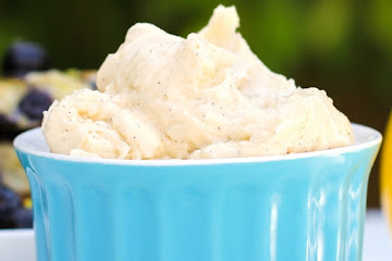 Vanilla Bean Whipped Honey Butter