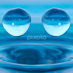 twinter by Agung Febrianto - Abstract Water Drops & Splashes