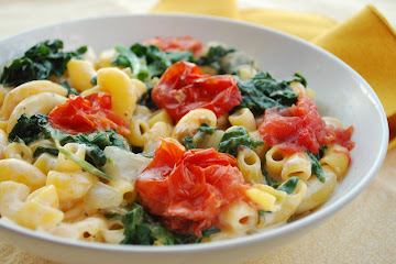 Monterey Jack &amp;amp; Macaroni With Spinach and Roasted Tomato