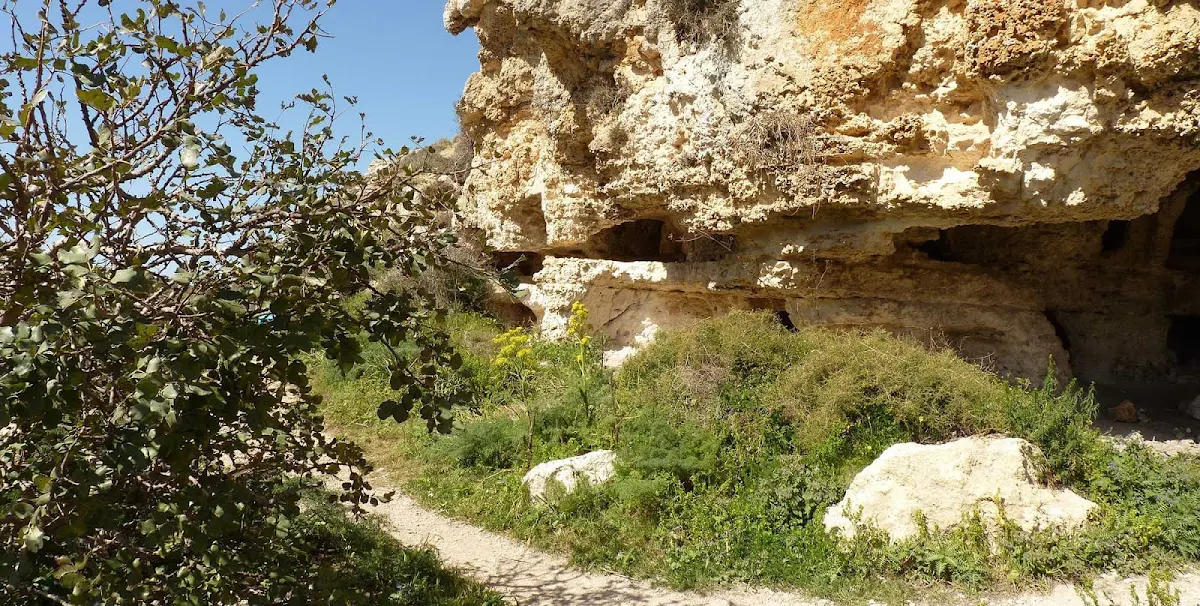 roman-tombs-malta - Punic tombs and Roman tombs on the Mediterranean island nation of Malta. 