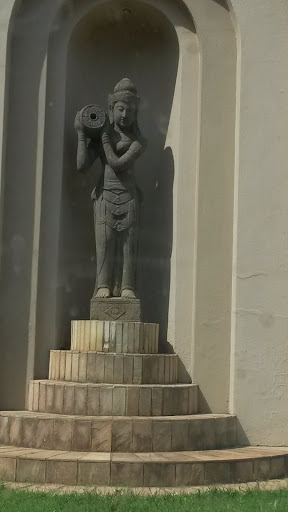 Buda Statue G