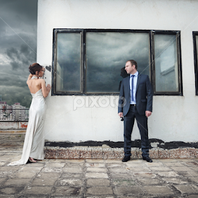 Urban wedding by Nikola  Pejcic - Wedding Bride & Groom