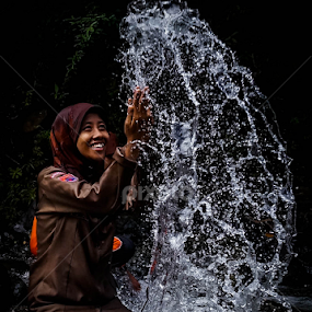 Terapan Dasa Dharma by Roedy Rustam - People Portraits of Women