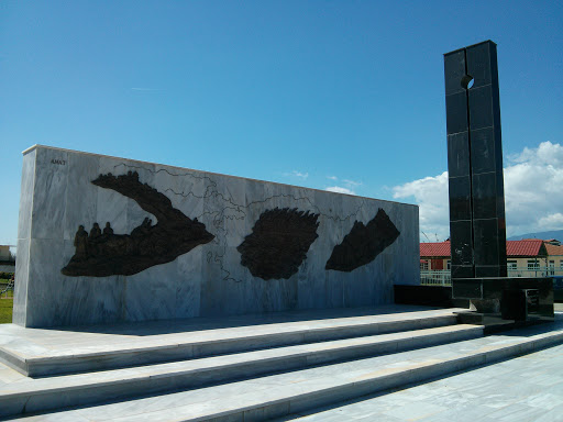 Refugees Monument