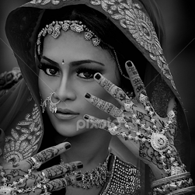 by Muhammad Izwandii - Black & White Portraits & People
