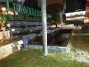 Travellers Hotel Fountain