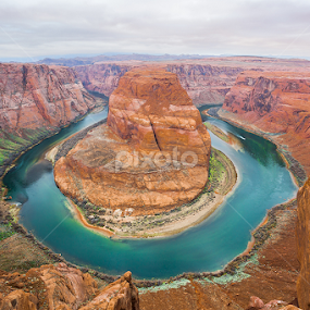 Horseshoe bend by Jerome Obille - Landscapes Mountains & Hills