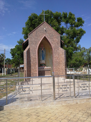 Statue Of St.Lude Mary