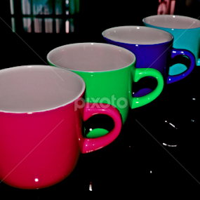 FILTER FORGE by Yako Laverde - Artistic Objects Cups, Plates & Utensils