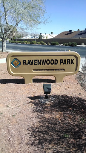 Ravenwood Park Sign